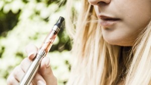 E-cigarette Jeune Suisse