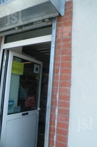 Cambriolage rideau de fer