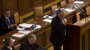 République Tchèque  E-Cig Jaroslav Krákora, politik