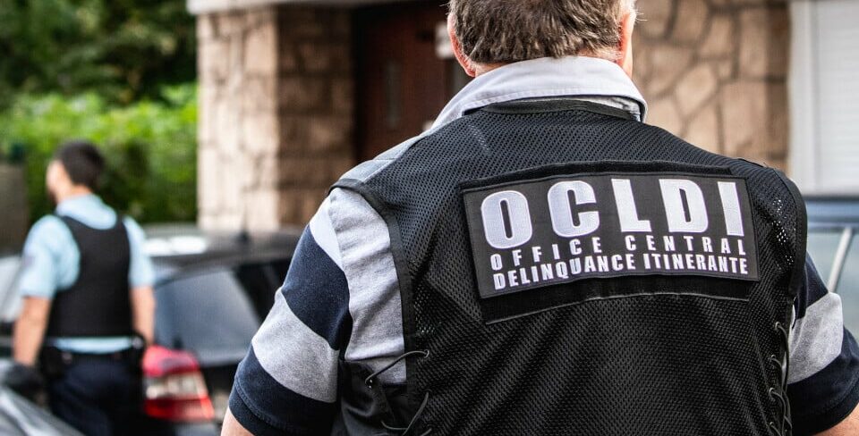 Un agent de l'office central de la délinquance itinérante