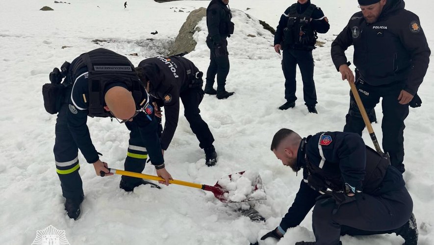 Andorre cache neige tabac