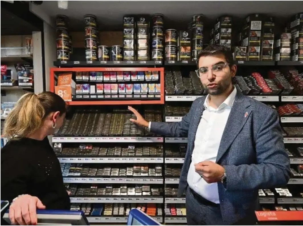 serdar kaya bureau tabac lineaire